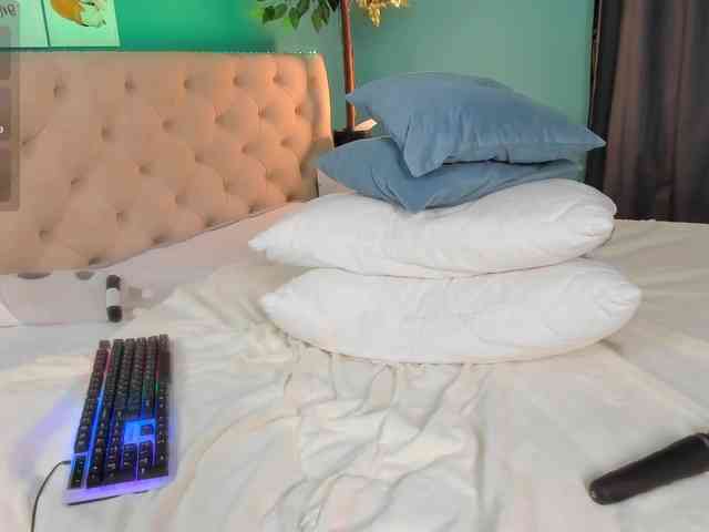 rosieroberts webcam