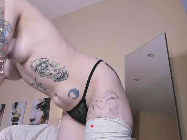 rosieroberts webcam