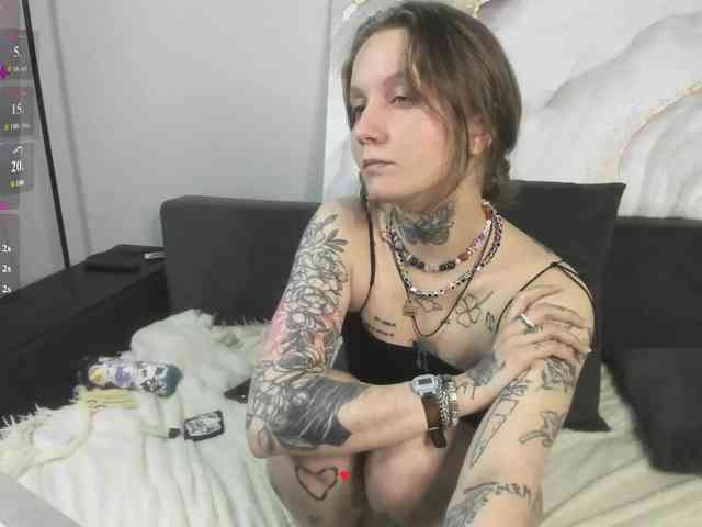 rosieroberts webcam
