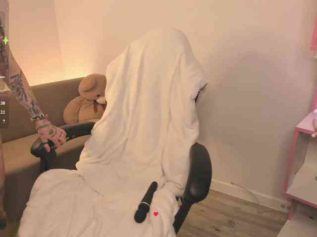 rosieroberts webcam