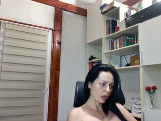 MiriamDelyn Porn Show