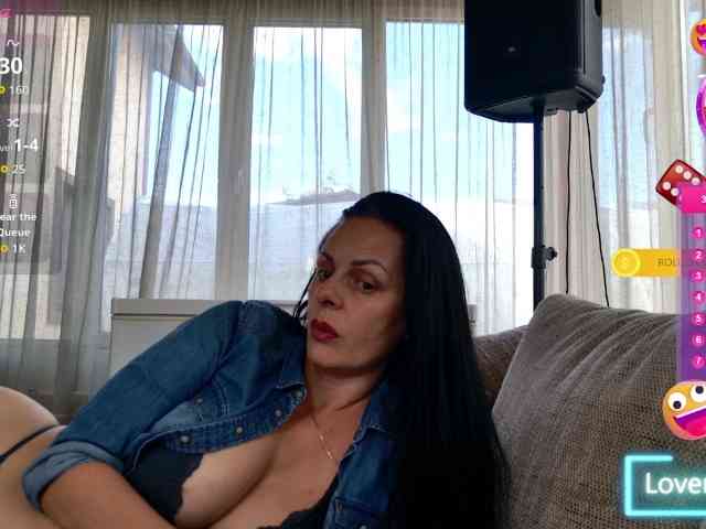 MiriamDelyn MiriamDelyn