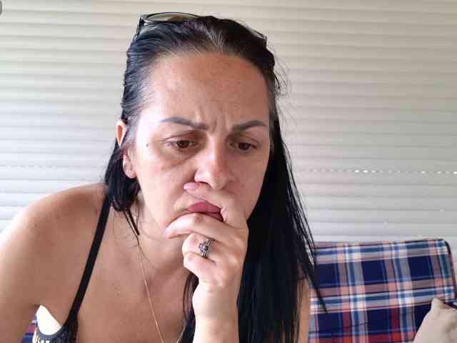 MiriamDelyn webcam