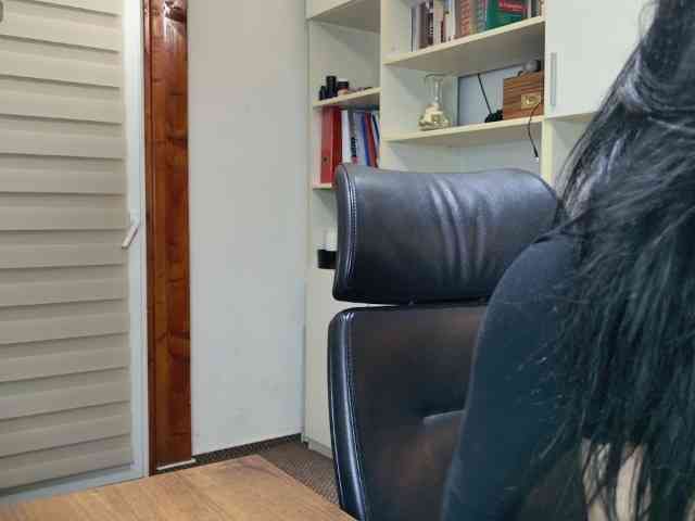 MiriamDelyn webcam