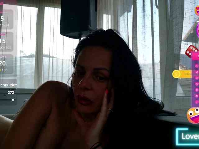 MiriamDelyn webcam