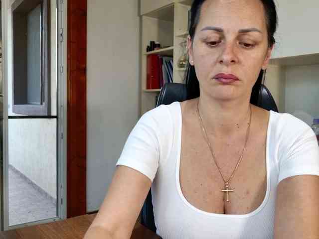 MiriamDelyn webcam