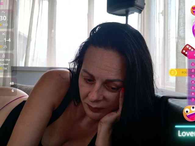 MiriamDelyn webcam