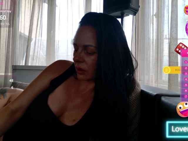 MiriamDelyn webcam