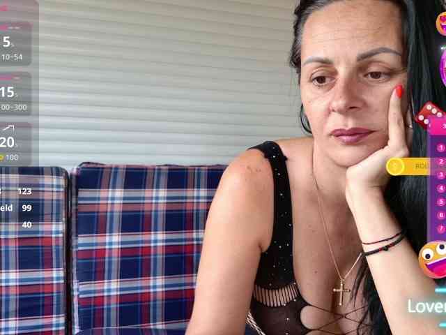 MiriamDelyn webcam
