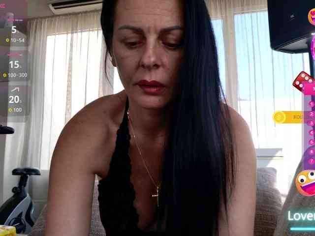 MiriamDelyn webcam