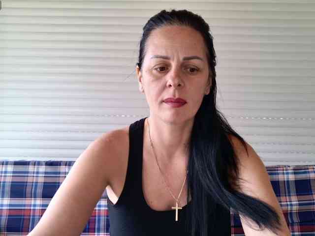 MiriamDelyn MiriamDelyn