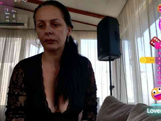 MiriamDelyn webcam