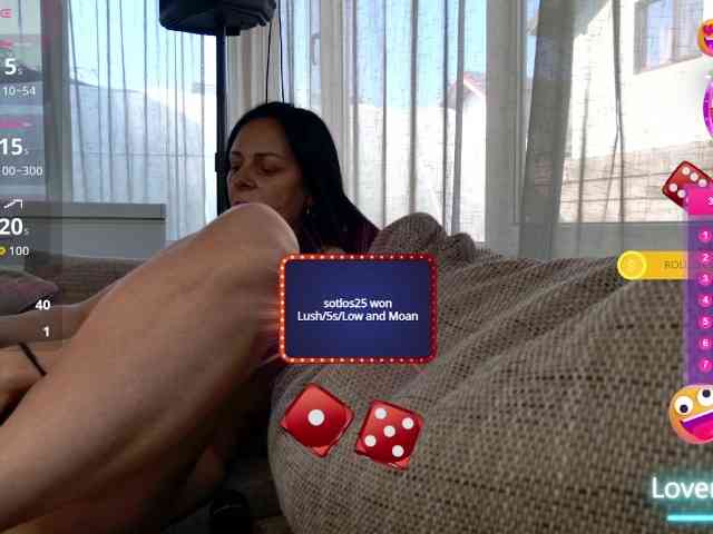 MiriamDelyn webcam