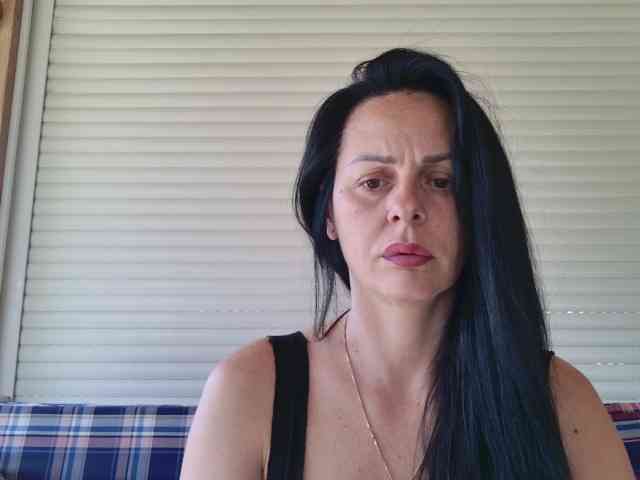 MiriamDelyn webcam