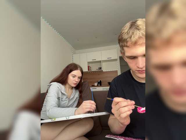 le modèle Cobaki est en webcam porno dans un show sur le site bongacams, il possède les tags suivants: White/Caucasian,Blonde,Shaved
