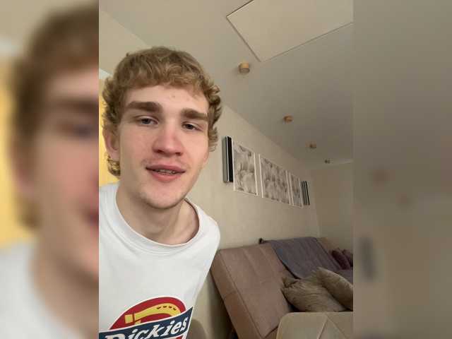 Cobaki live cam on BongaCams