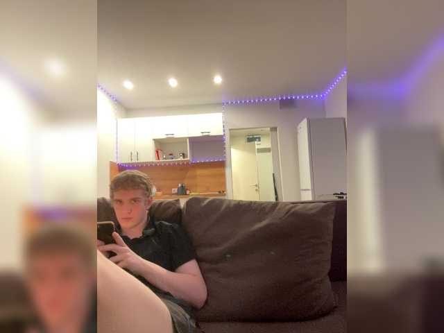 Cobaki live cam on BongaCams