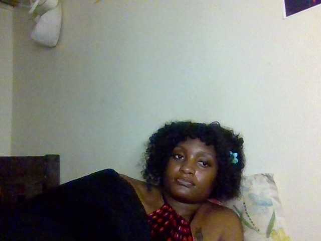 Kimzey live cam on BongaCams