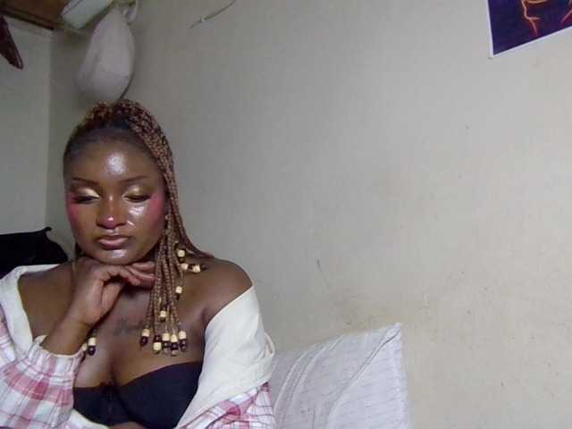 Kimzey live cam on BongaCams