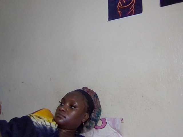 Kimzey live cam on BongaCams