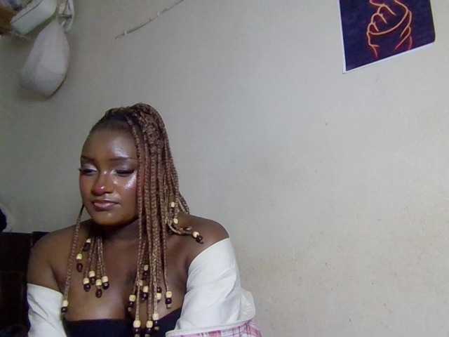Kimzey live cam on BongaCams