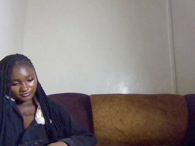 Kimzey live cam on BongaCams