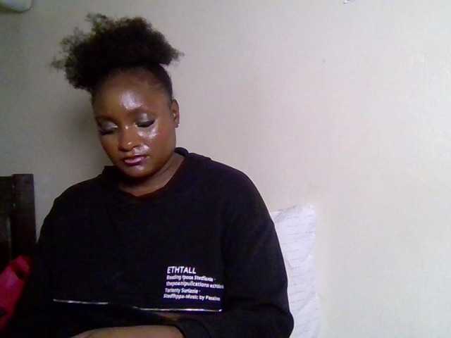Kimzey live cam on BongaCams