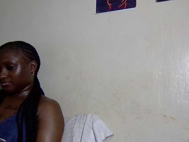 Kimzey live cam on BongaCams
