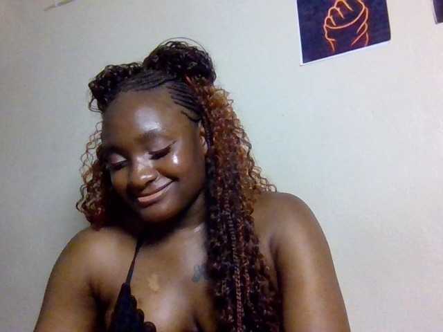 Kimzey live cam on BongaCams