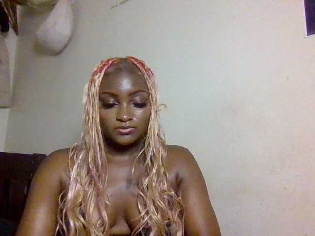 Kimzey live cam on BongaCams