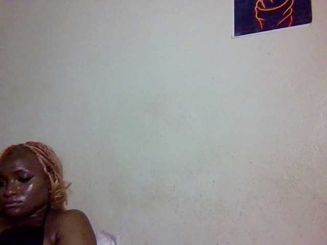 Kimzey live cam on BongaCams