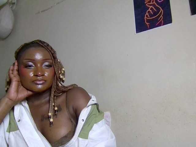 Kimzey live cam on BongaCams