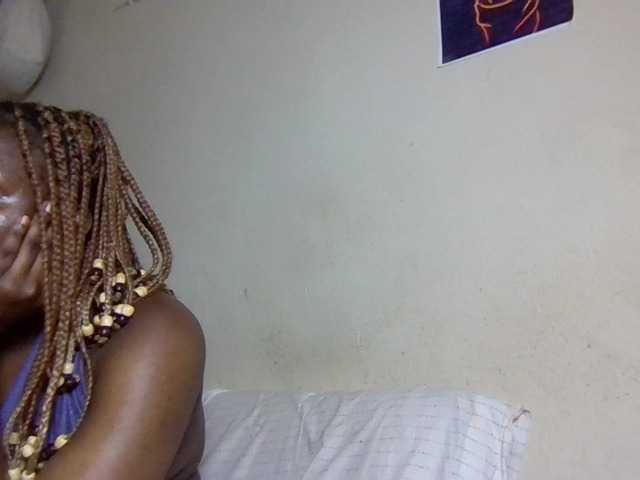 Kimzey live cam on BongaCams