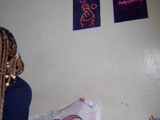 Kimzey live cam on BongaCams