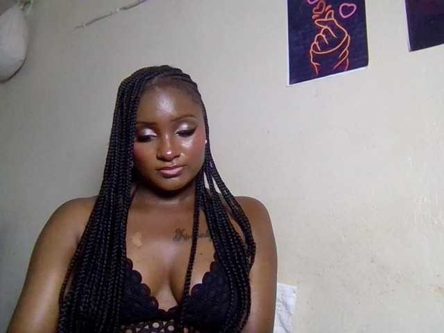 Kimzey live cam on BongaCams