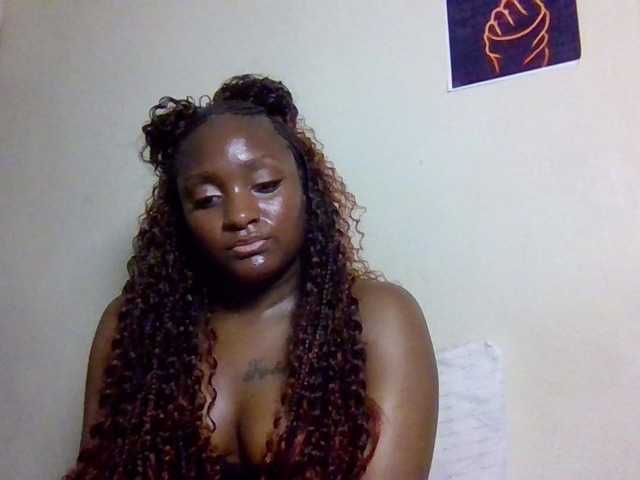 Kimzey live cam on BongaCams