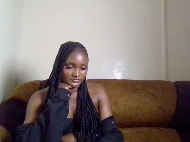 Kimzey live cam on BongaCams