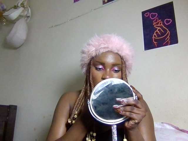 Kimzey live cam on BongaCams