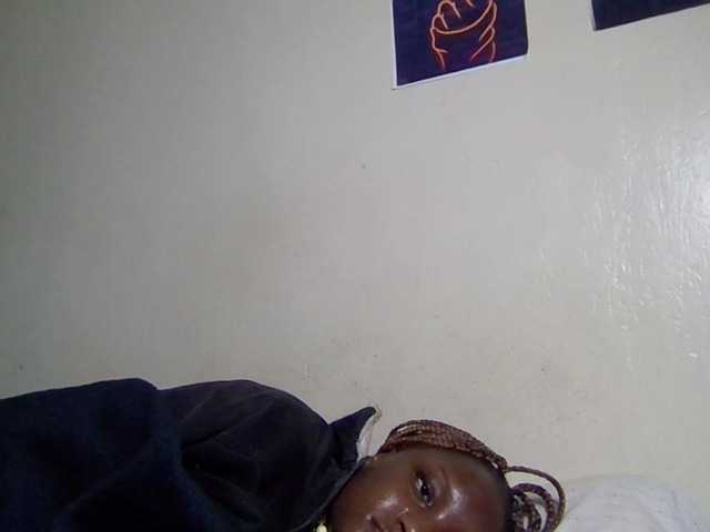 Kimzey live cam on BongaCams