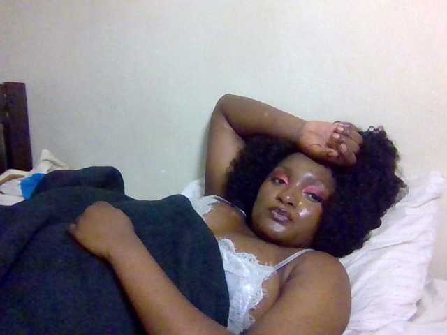 Kimzey live cam on BongaCams