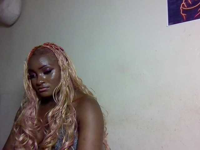 Kimzey live cam on BongaCams