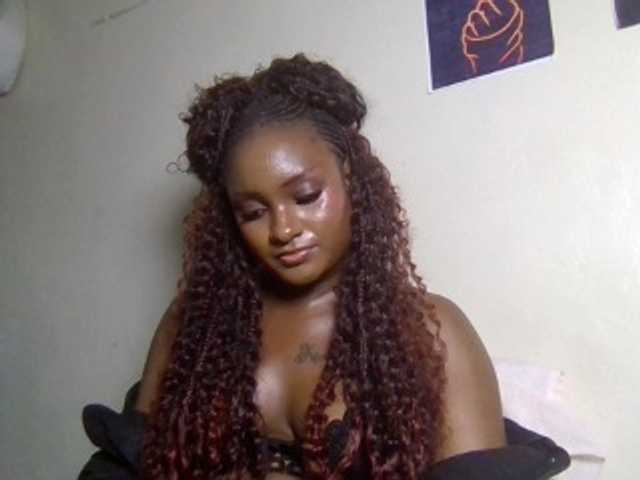 Kimzey live cam on BongaCams