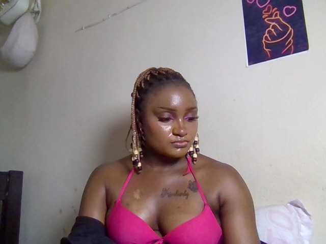 Kimzey live cam on BongaCams