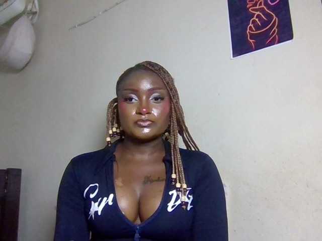 Kimzey live cam on BongaCams