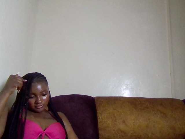 Kimzey live cam on BongaCams