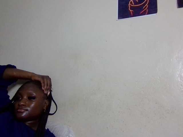 Kimzey live cam on BongaCams
