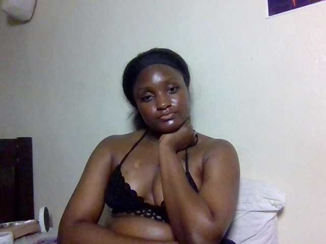 Kimzey live cam on BongaCams
