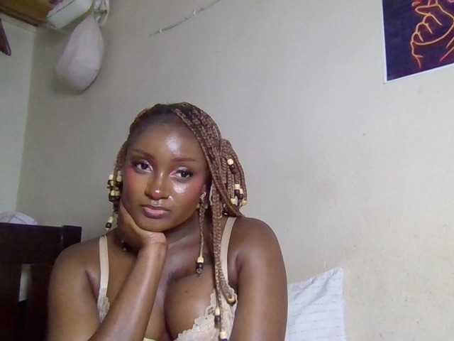 Kimzey live cam on BongaCams