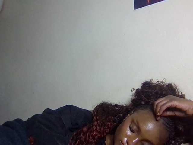 Kimzey live cam on BongaCams