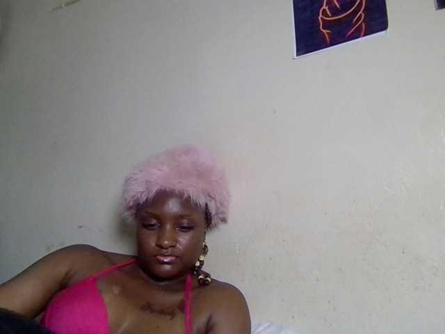 Kimzey live cam on BongaCams